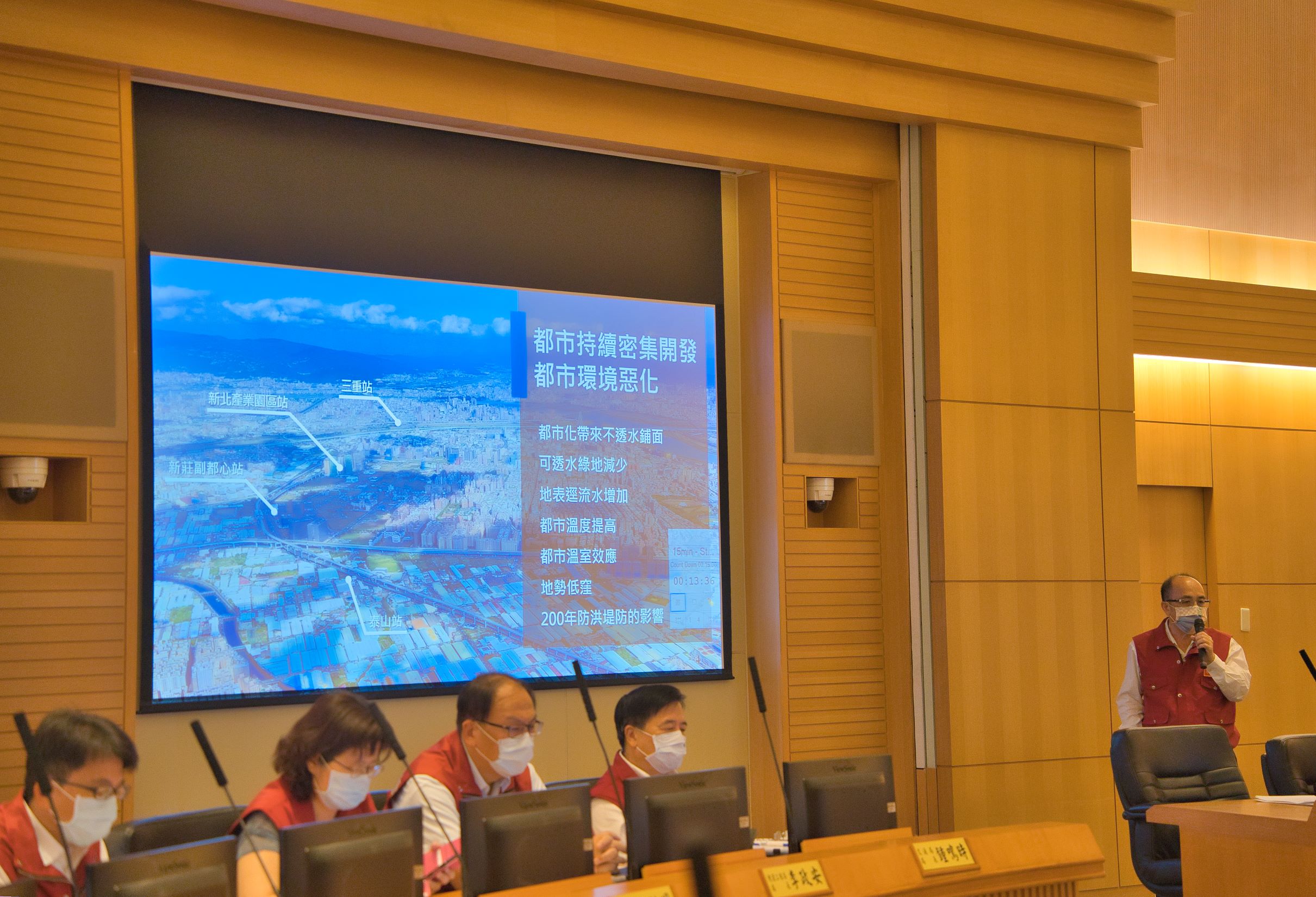 水利局設立「智慧防汛平台」，自動監測並發出警示，可於更短時間掌握水情資訊