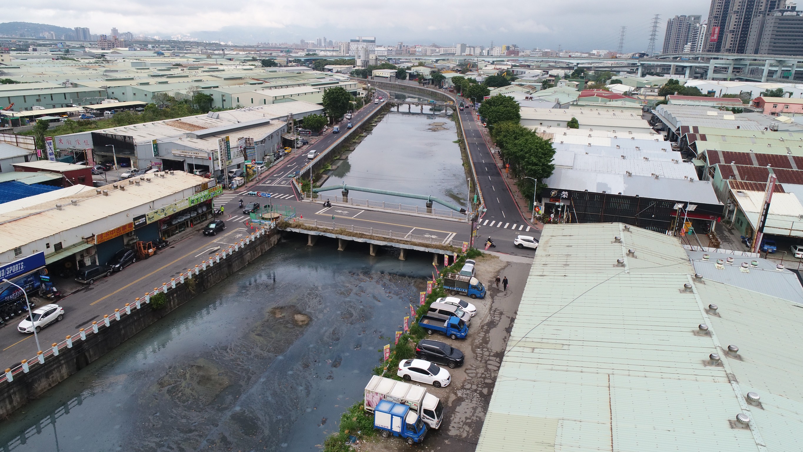 貴子坑溪施工前流速緩慢充斥惡臭