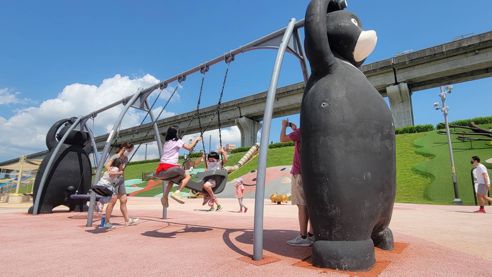 全臺最夯「熊猴森樂園」開放後，民眾防疫作業配合度高