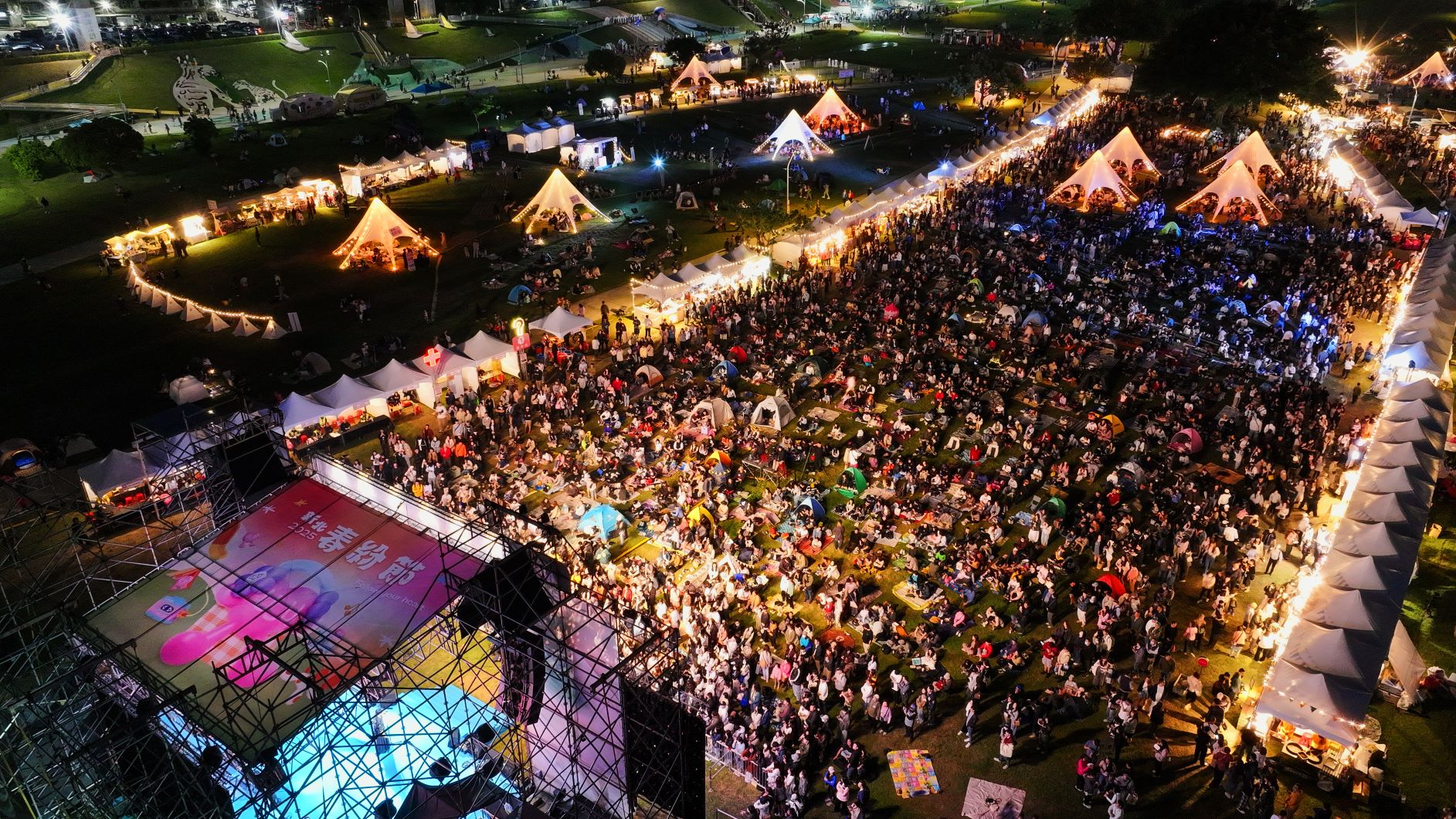  2025年新北春紛節2天內共吸引58.6萬人次參加