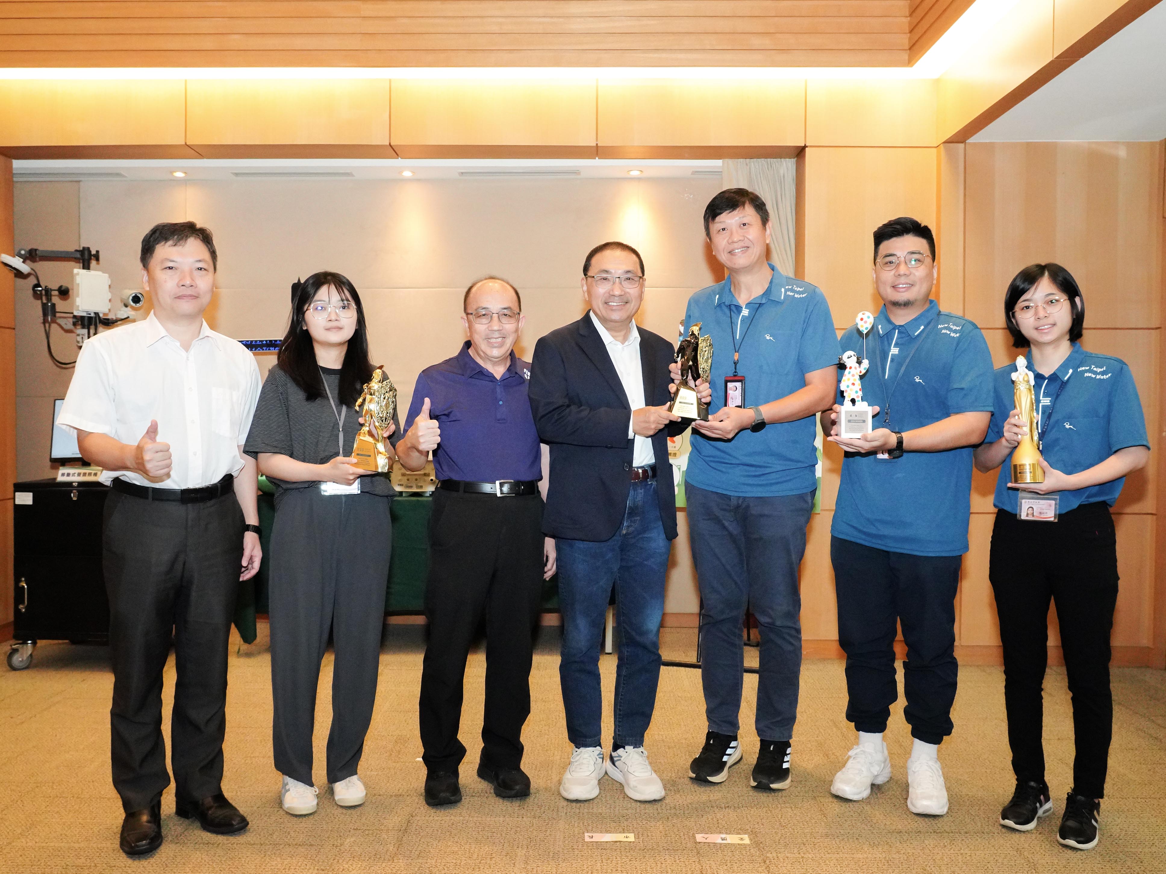 「中港大排光雕展」獲「羅馬設計獎」、「倫敦設計獎」及「美國繆思設計獎」三項國際