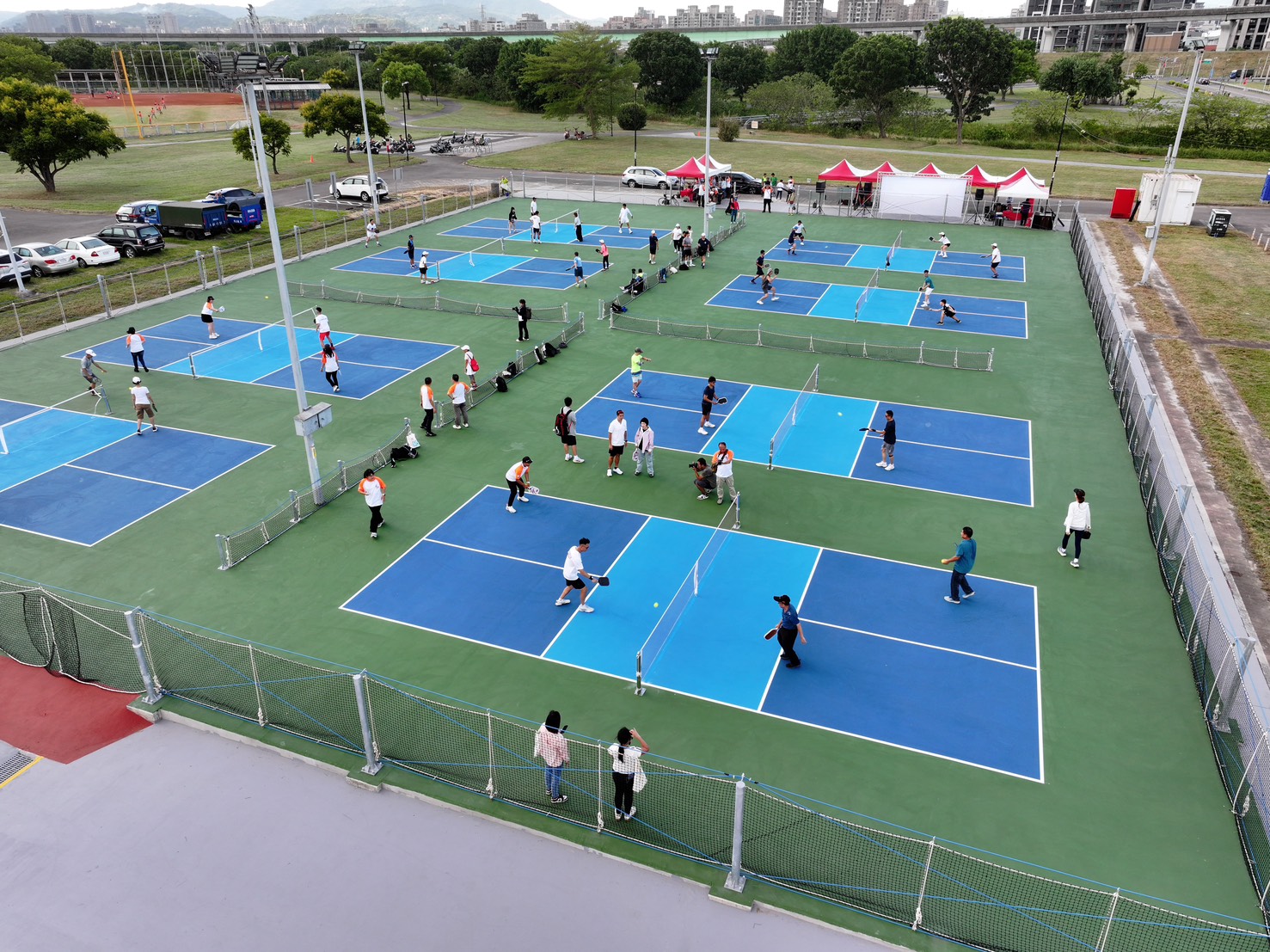 新北大都會公園匹克球場共有8面練習場