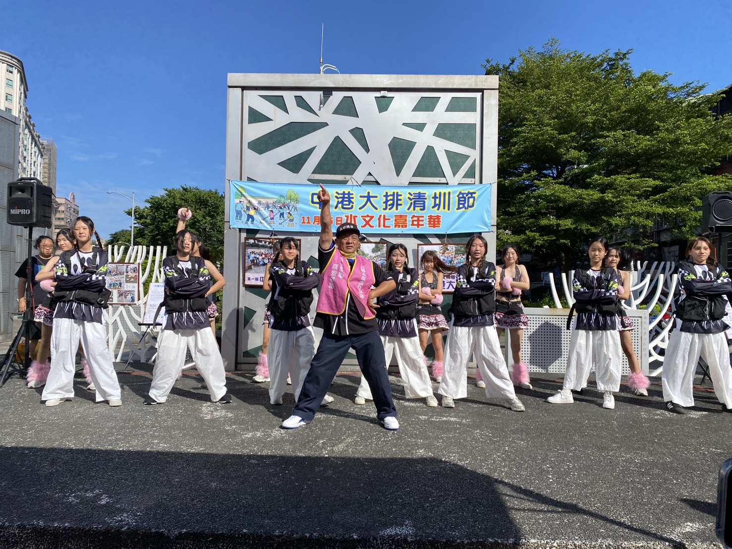 現場表演活動展現活力，博得滿堂彩