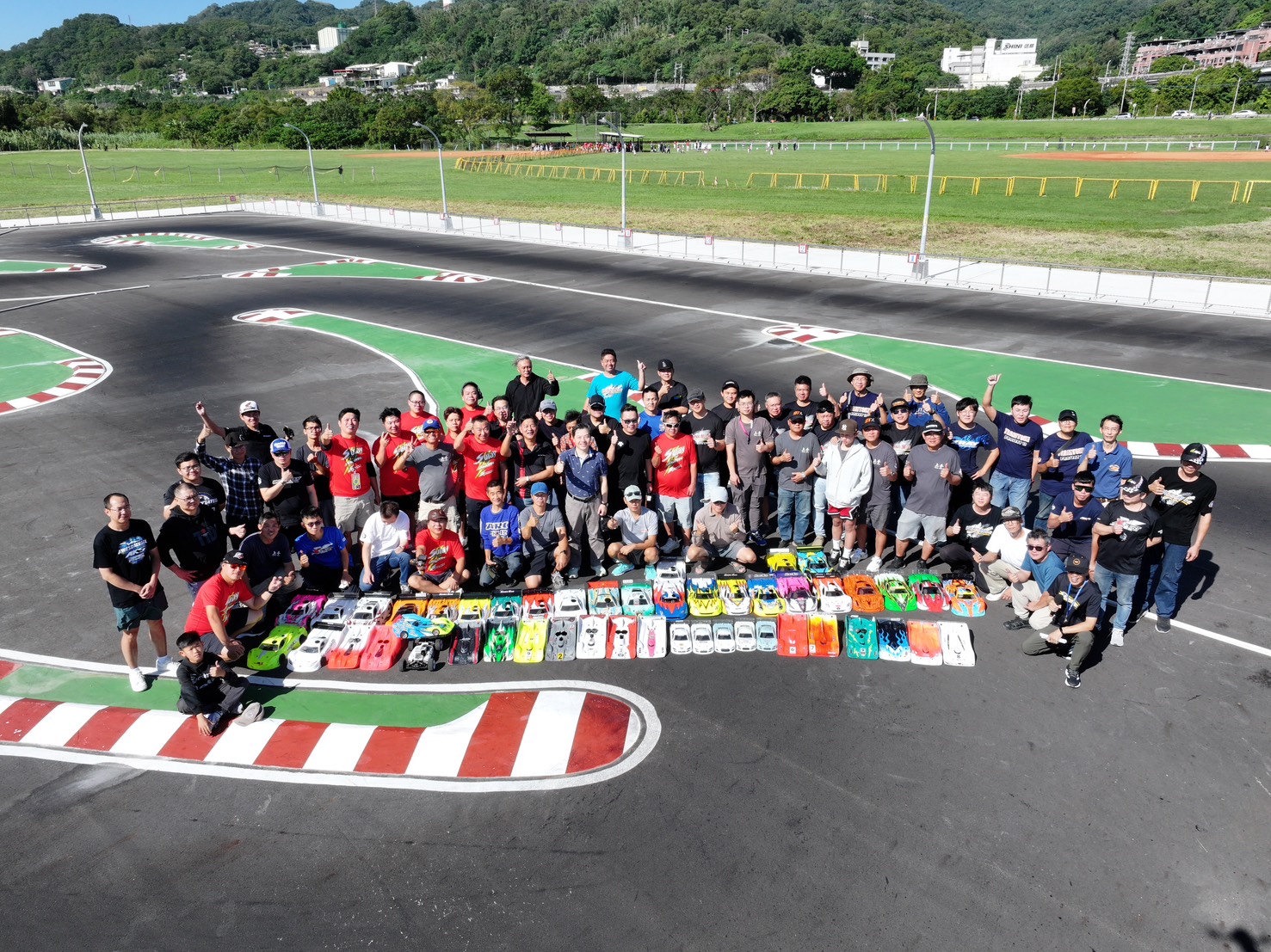  今(16)日高灘處與台灣遙控車模型協會共同辦理比賽活動，為山佳遙控賽車場完工揭幕