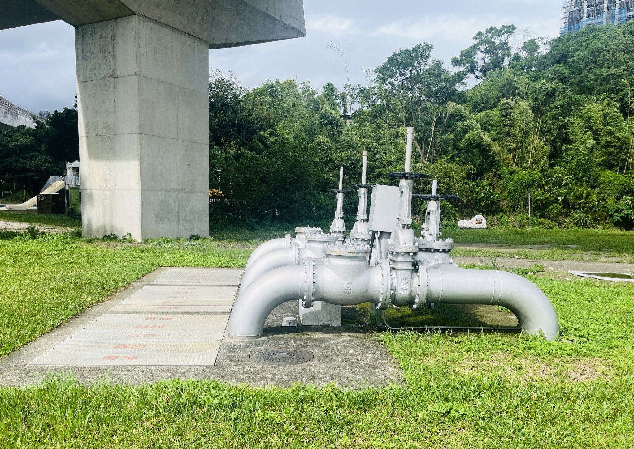 鶯歌礫間地下淨水設施曝氣管路提供池槽大量空氣