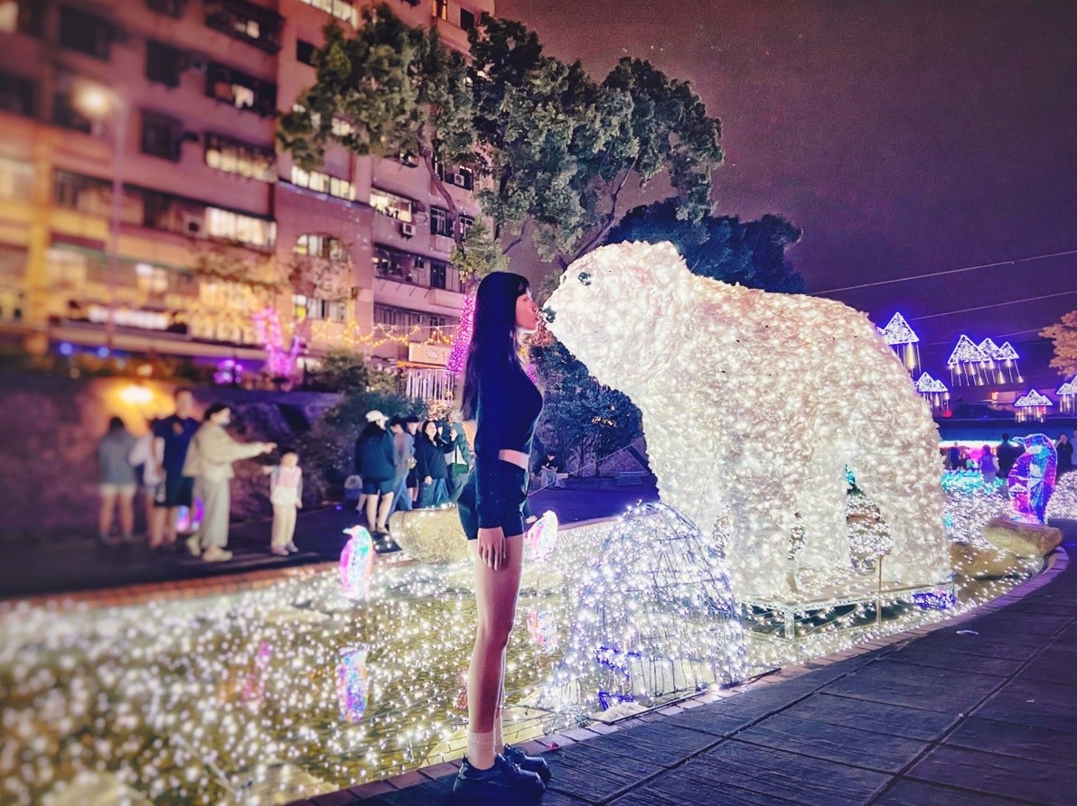 雪白北極熊超好拍，萌度爆表