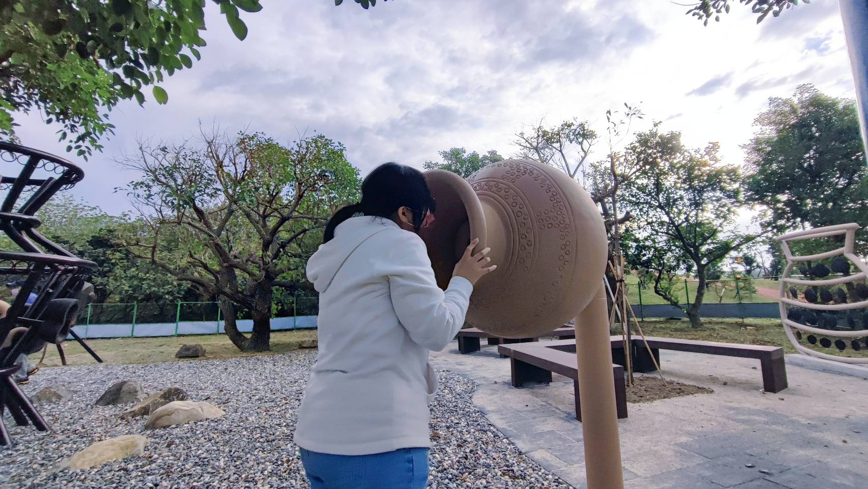 八里十三行文化公園周邊改善-陶罐造型傳聲裝置.jpg