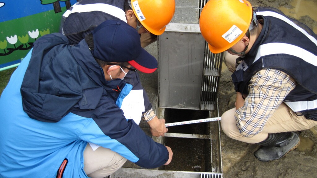 基地內排水溝檢查
