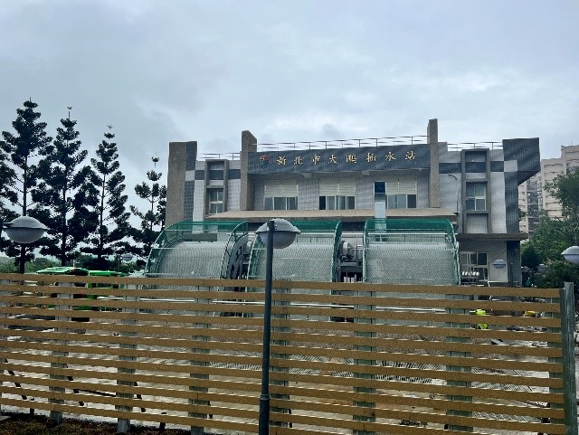 完工正面