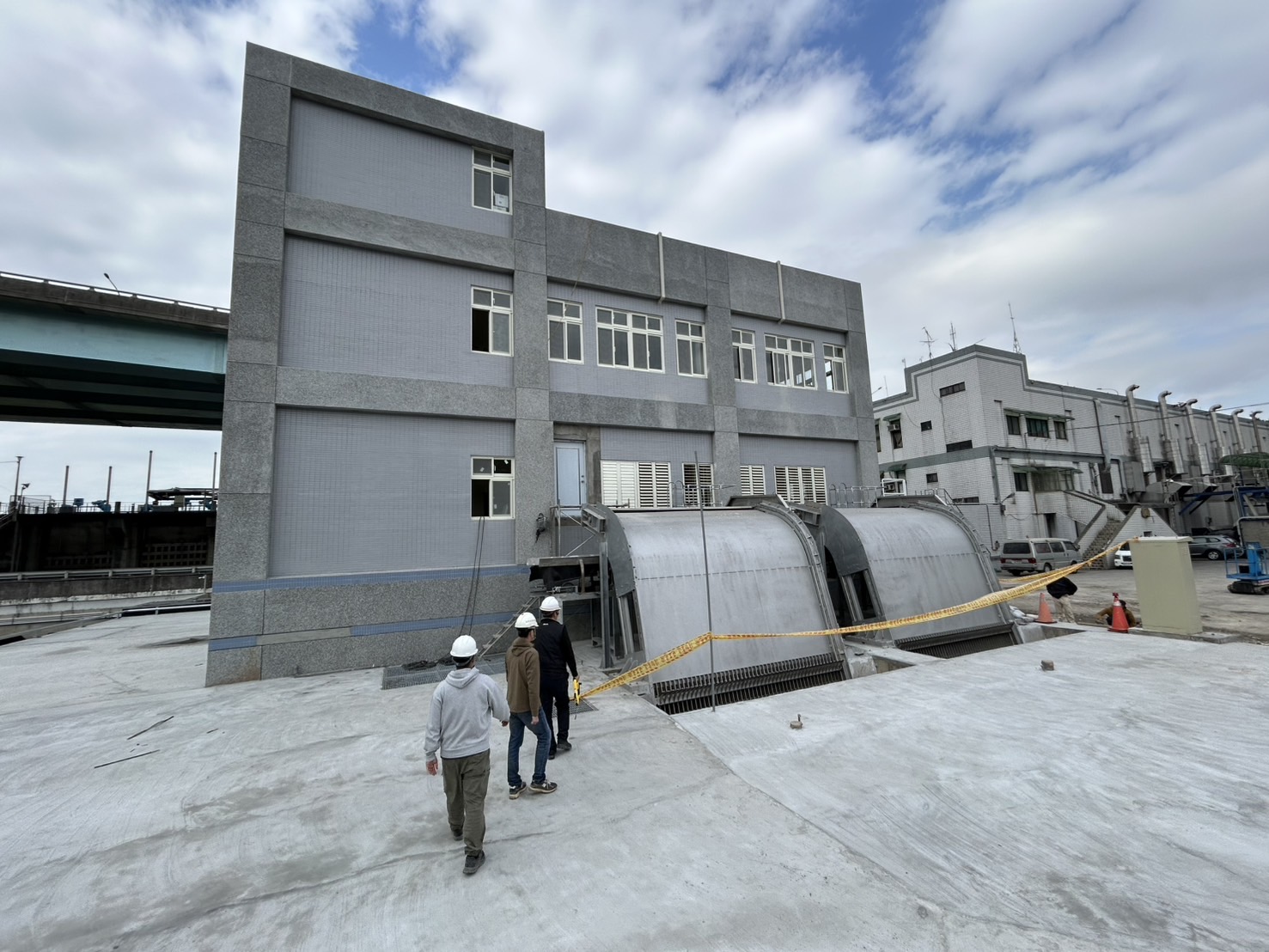 擴建站東向立面