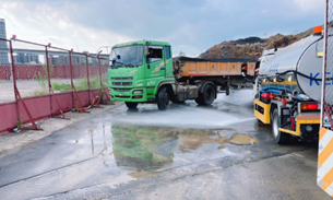 清潔車輪避免沾污路面