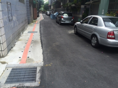 完工後，改善內水無法流入外水的問題