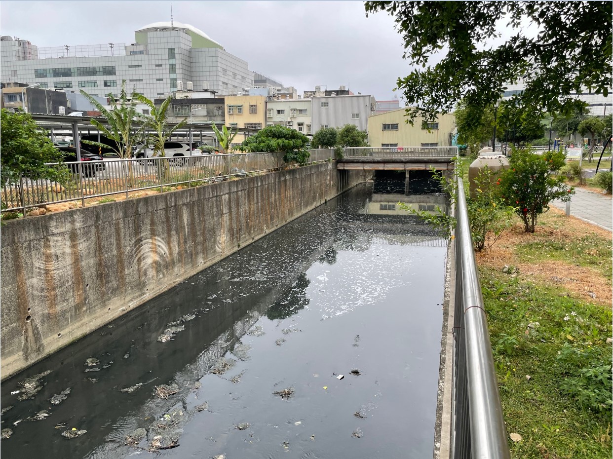 鶯歌區東門溪鳳福路至鳳吉一街河段渠道改善工程-施工前1